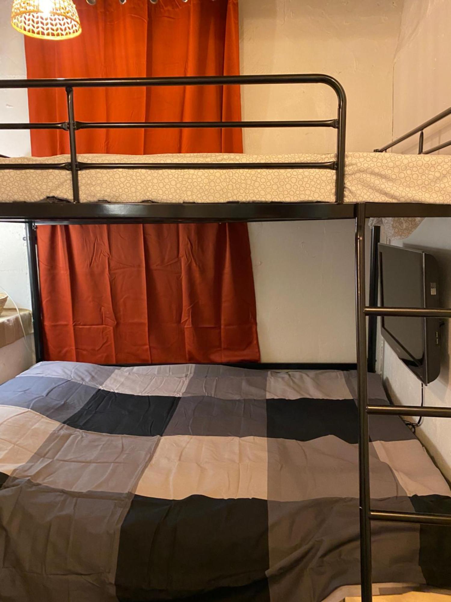Nhà trọ Space Ara